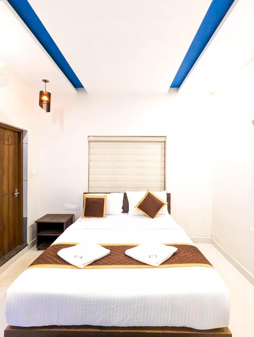 Valentine Holidays Sultan Bathery Extérieur photo